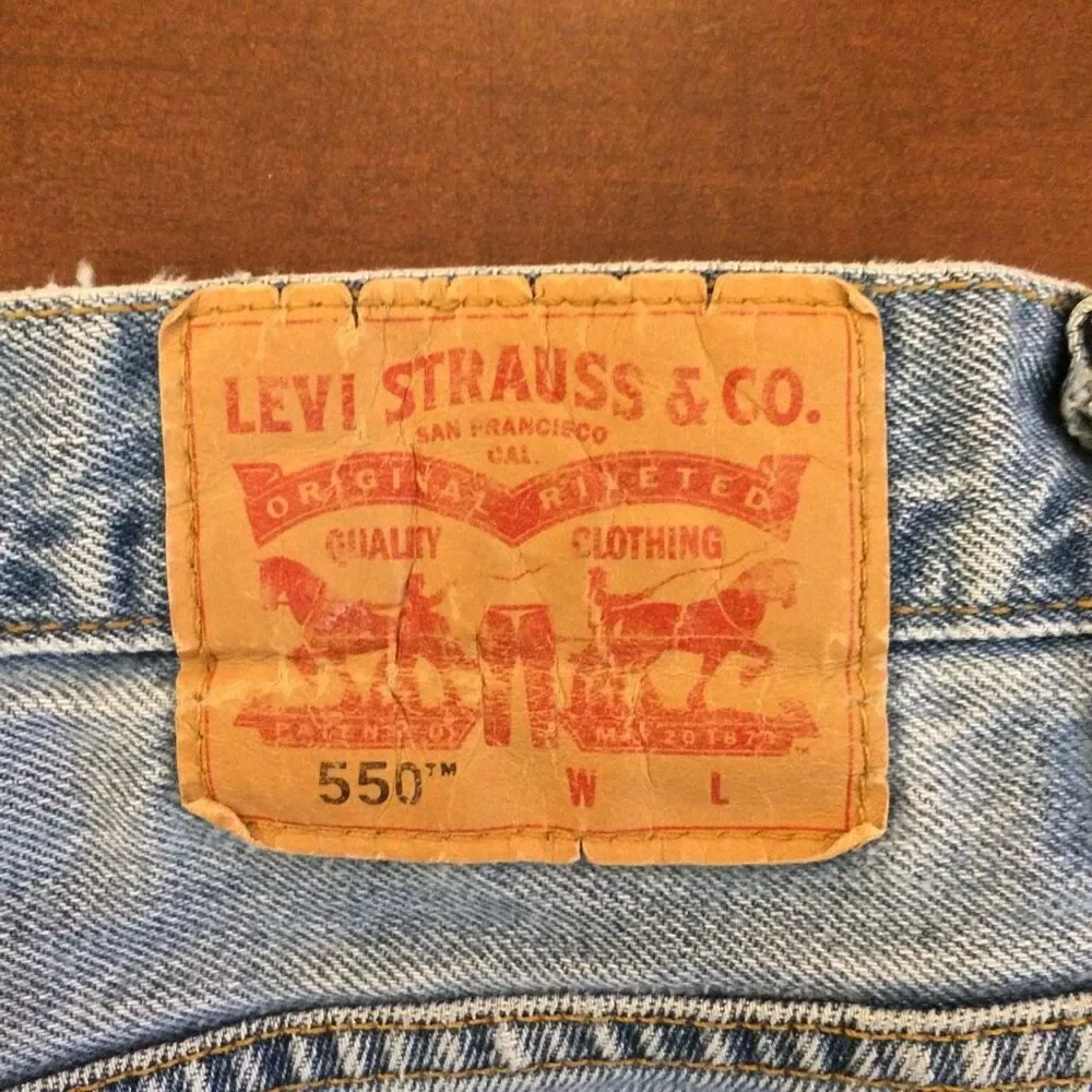 Levi’s 550 light wash 52 jeans